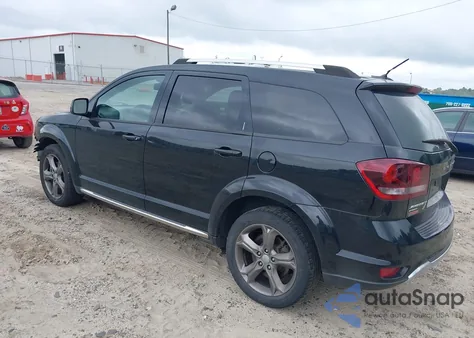 2015 Dodge Journey Crossroad z USA, uszkodzony, nr VIN 3C4PDDGG2FT578870